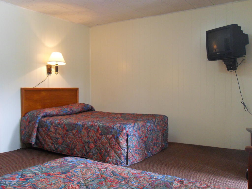 Acorn Motel - Блэк-Маунтин Номер фото